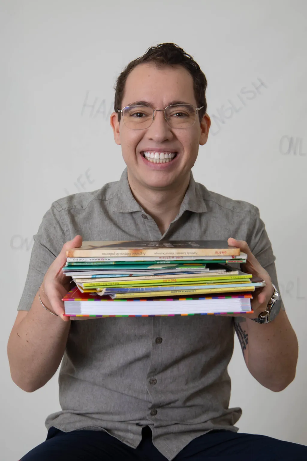 a CRS trabalha com aulas particulares e ao vivo, permitindo que o aluno tenha contato direto com o professor e participe ativamente de cada aula